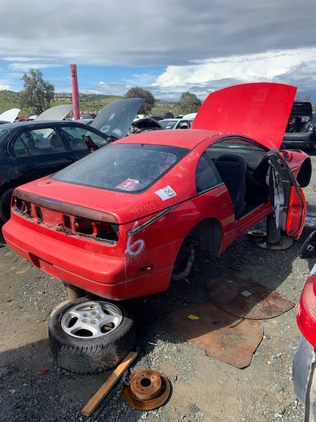 Junkyard Treasures: Red Slicktop