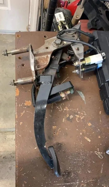 BLAZTR Build: NA Clutch pedal swap