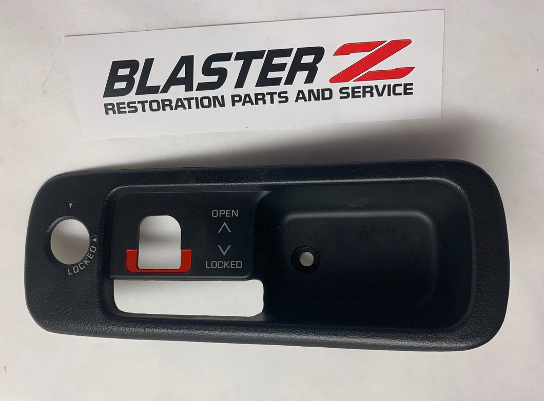 Passenger side T-Top finisher