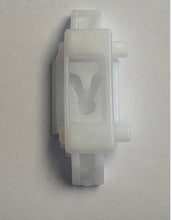 Load image into Gallery viewer, Blaster Z Windshield Molding Clip Kit
